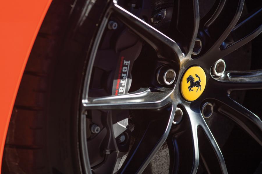 Колеса Ferrari F12tdf 2016 года  (NA) (фото 33 из 45)
